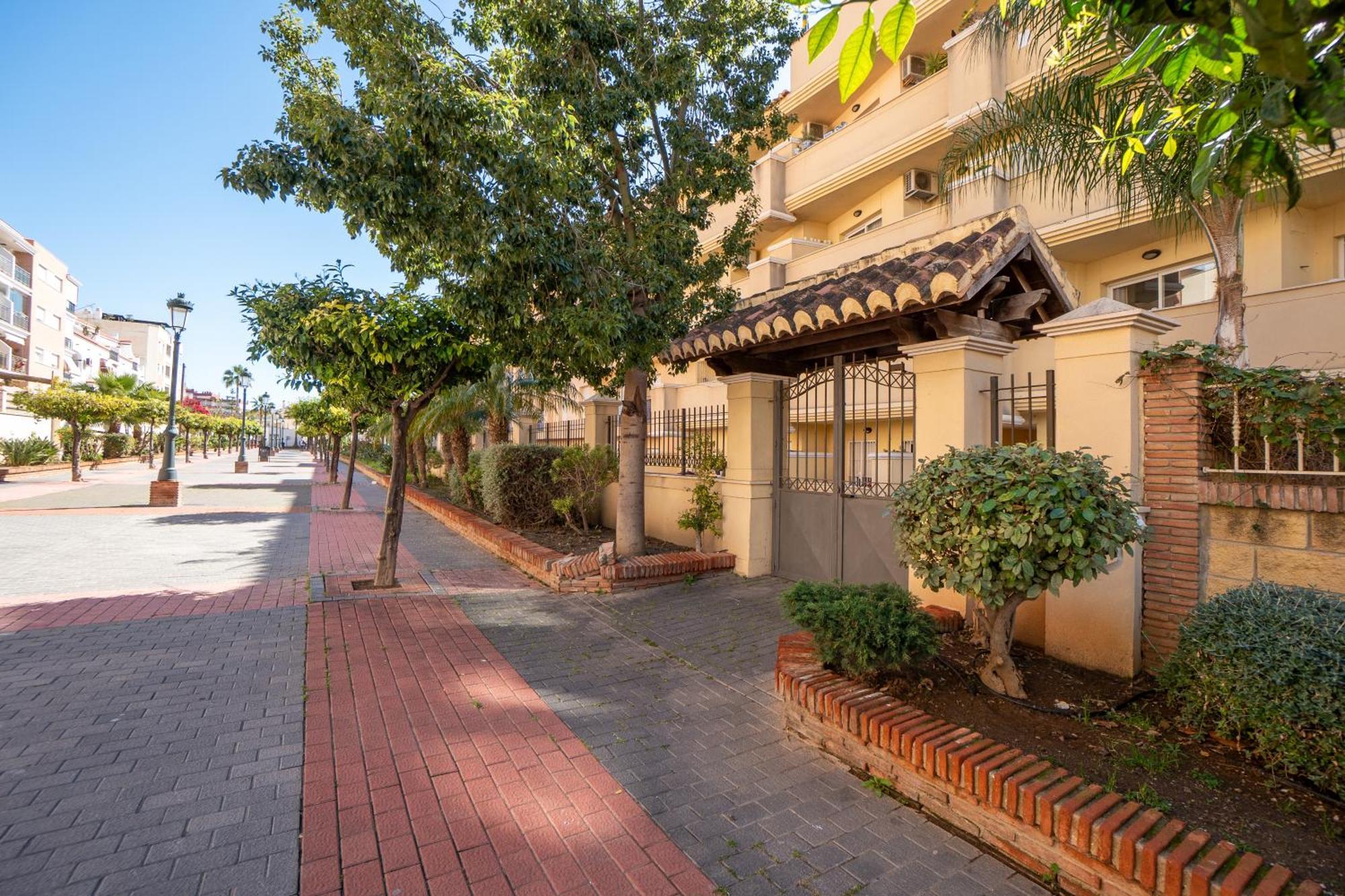 Neptuno 2C Menyber Apartment Nerja Exterior photo